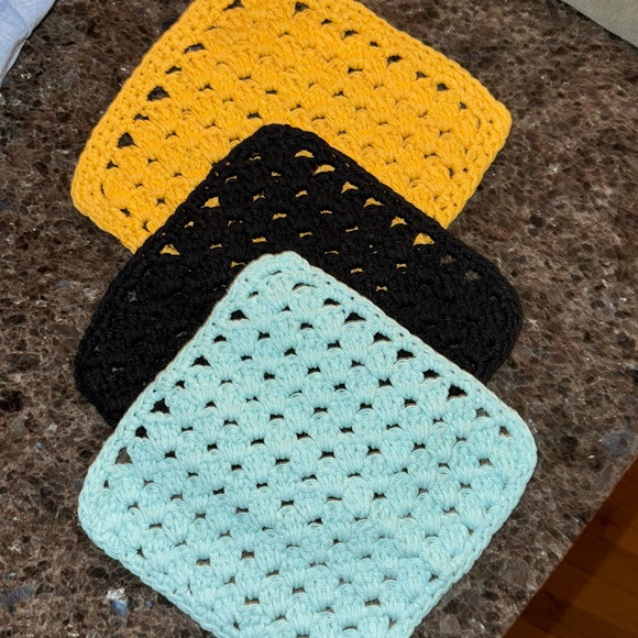 3 Hand Crocheted Washcloths Cotton Washcloths Dish Cloths 100% Cotton - Picture 1 of 5